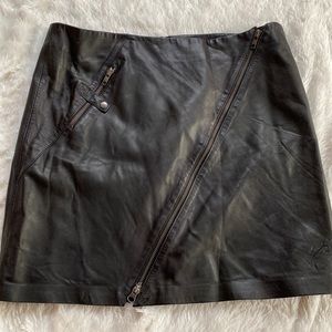 Vintage Cache Black Leather Mini Skirt With Zippers